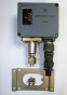 ДЕМ-102-2-05А-2 с монтажным комплектом К1 IP64   - 1